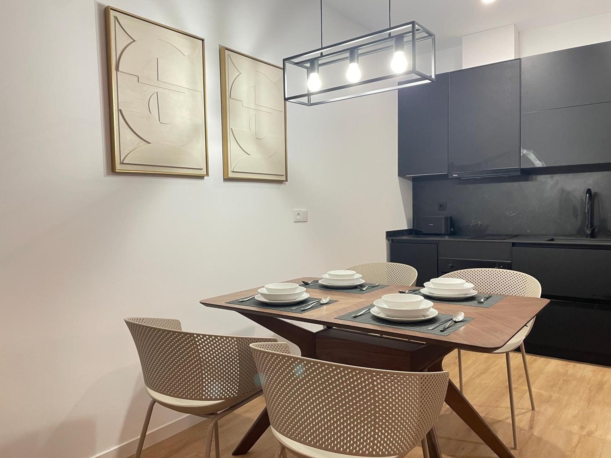 Modern Apartment *