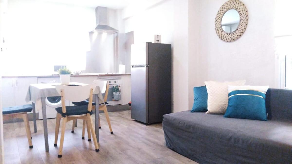 Coqueto Apartmento En *