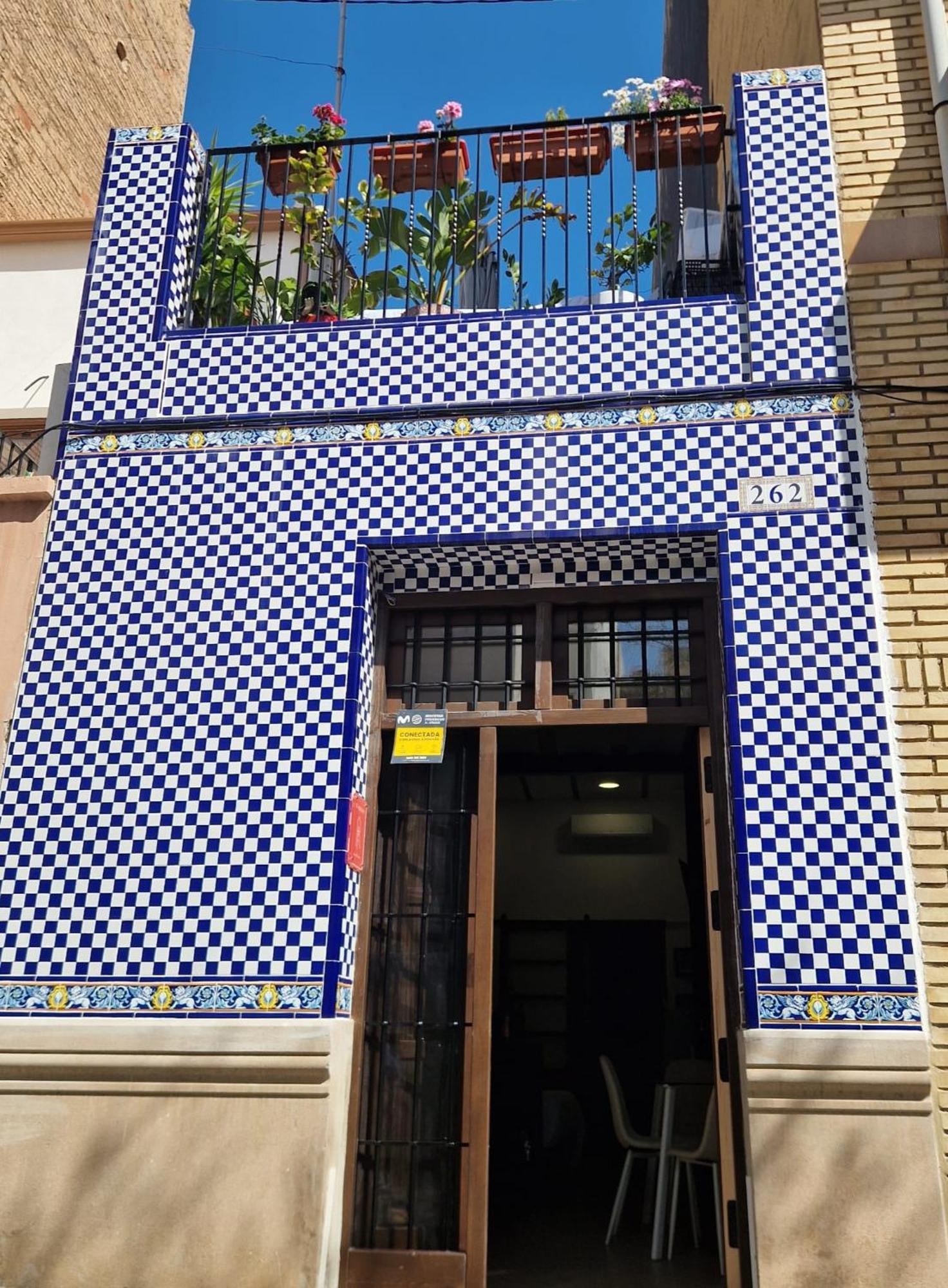Casa Del Cabanyal La Playa Holiday home *