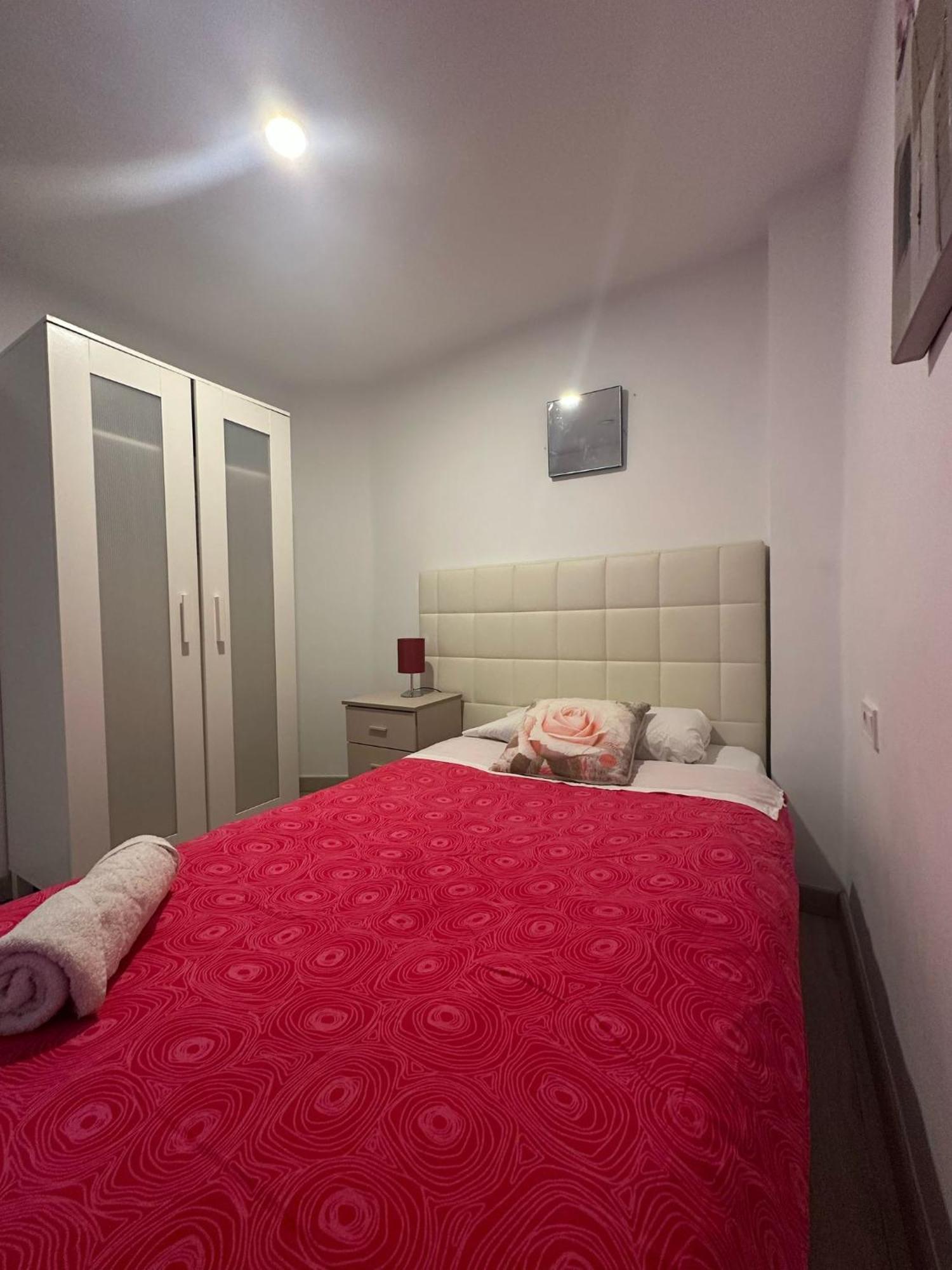 De Tres Habitaciones, Playa Apartment Valencia