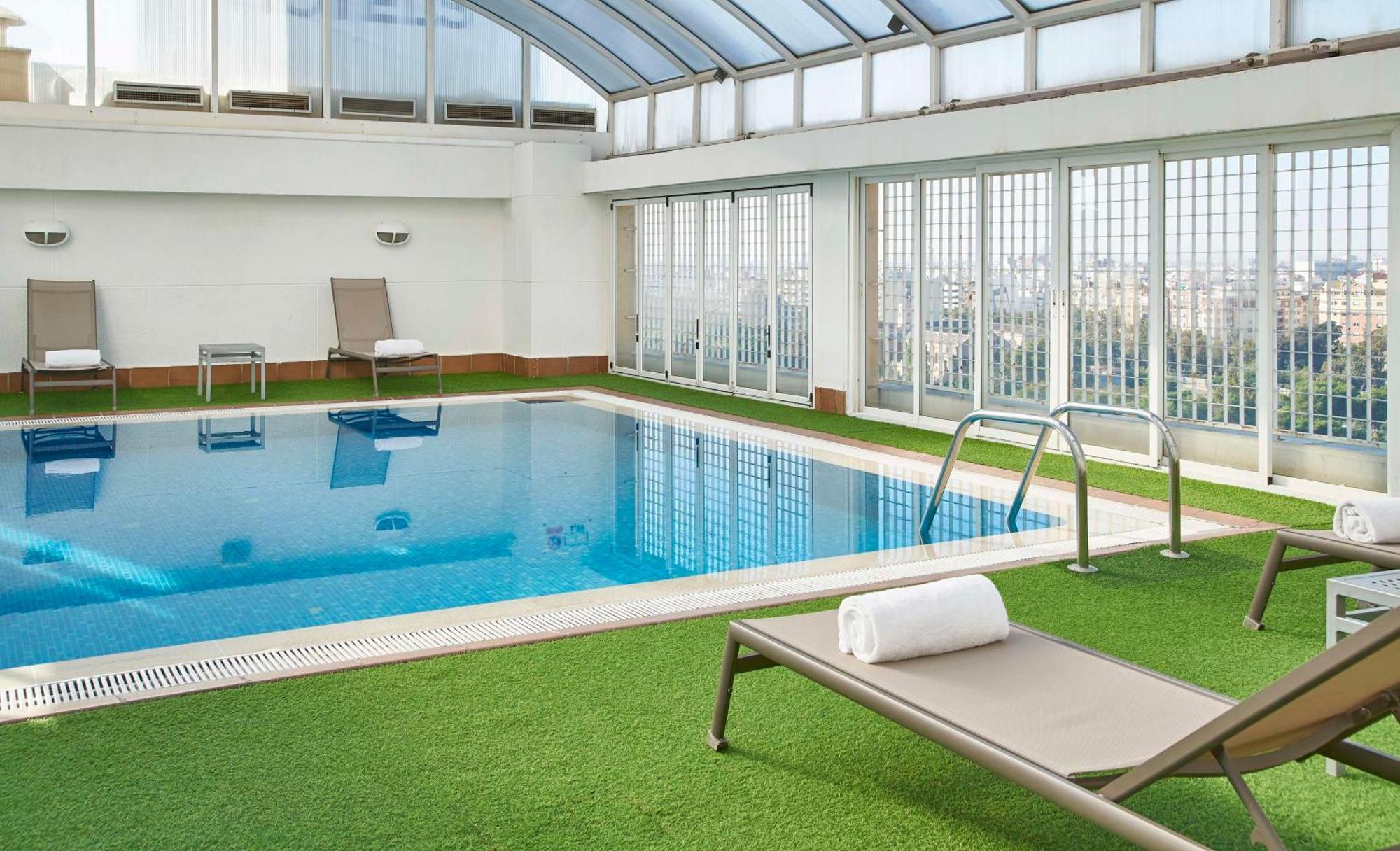 Nh Center Hotel 4*
