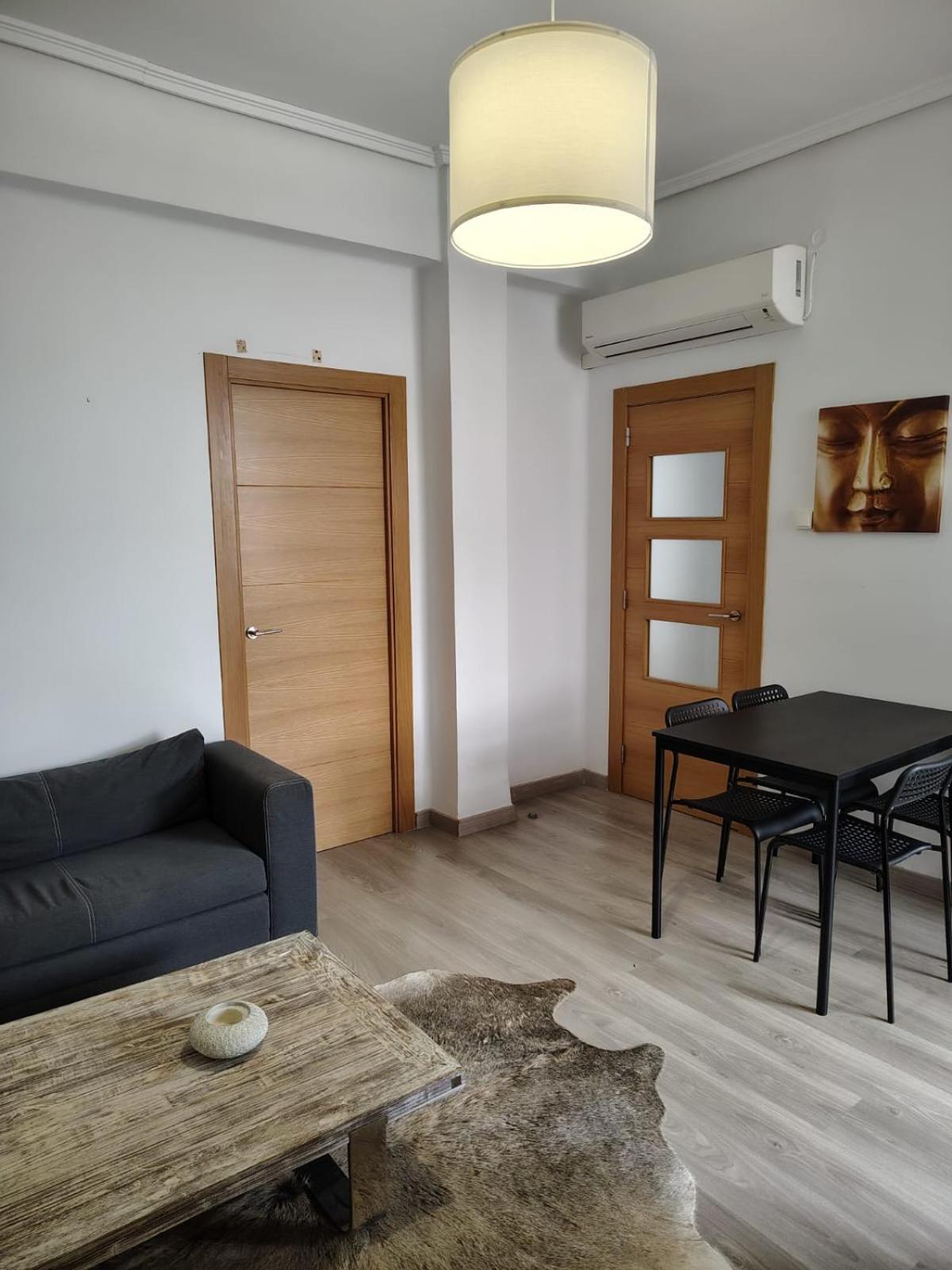 Homestay Agui House *