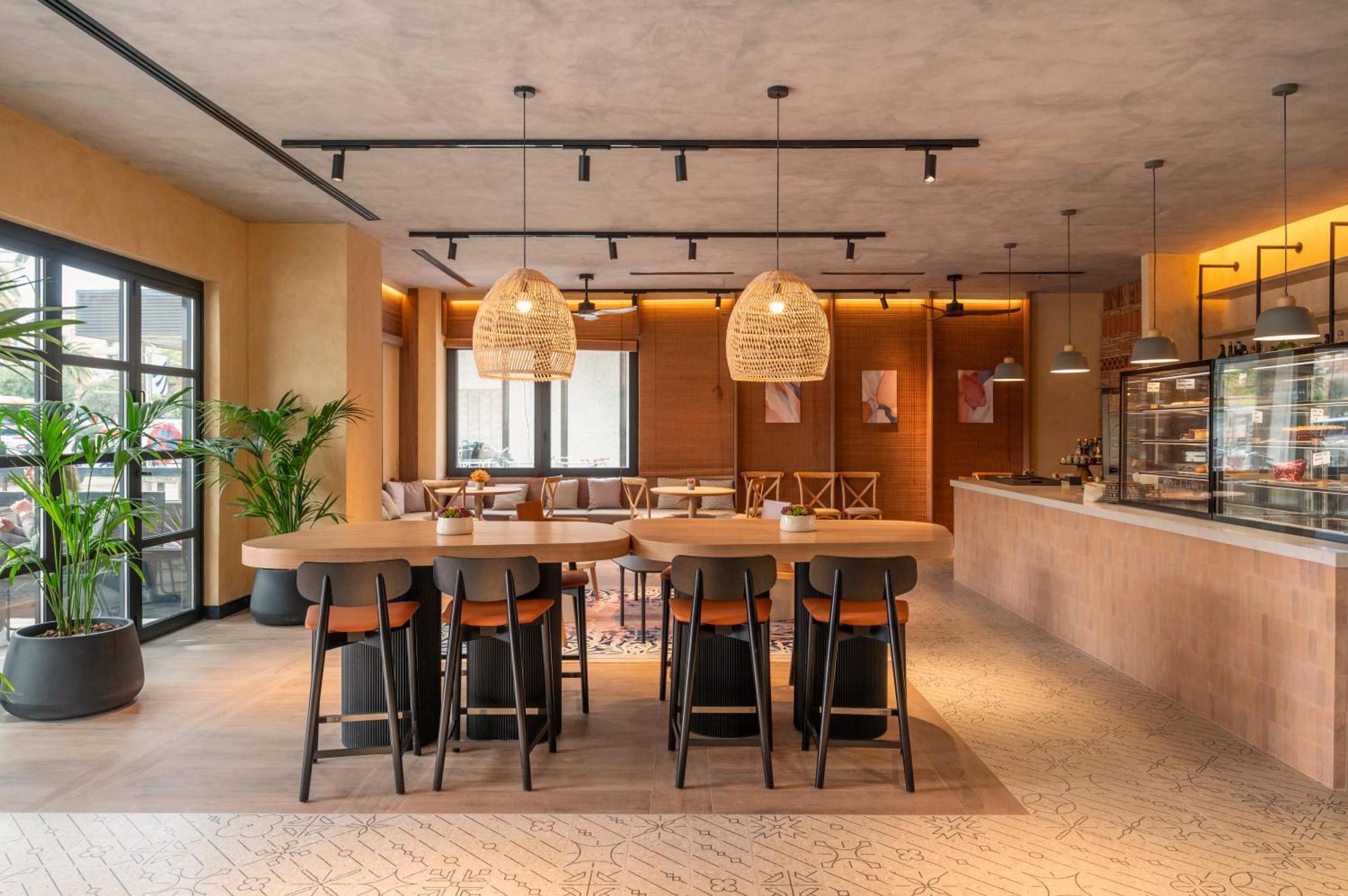 Hotel Novotel Lavant 4*