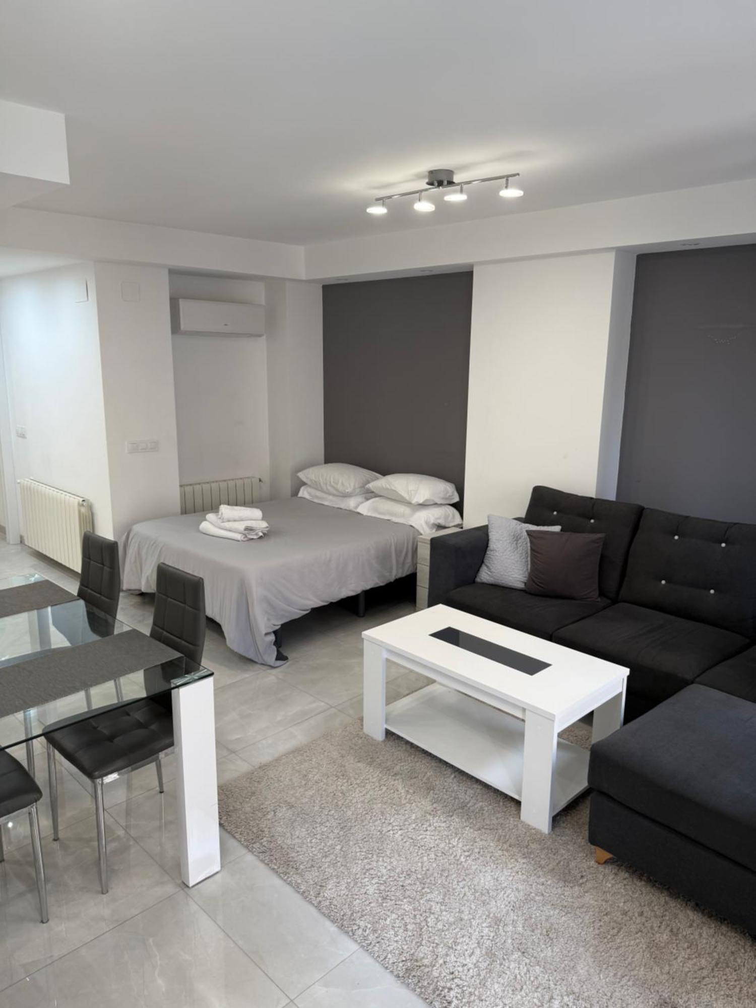 Veronica Center Privatunterkunft