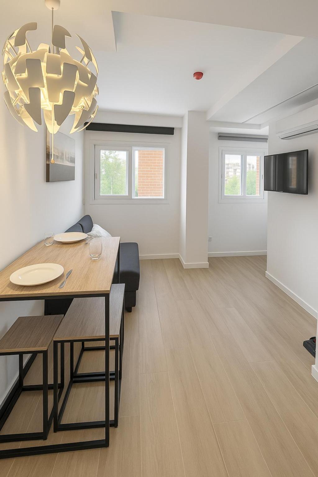 Campoamor Msuites Apartment