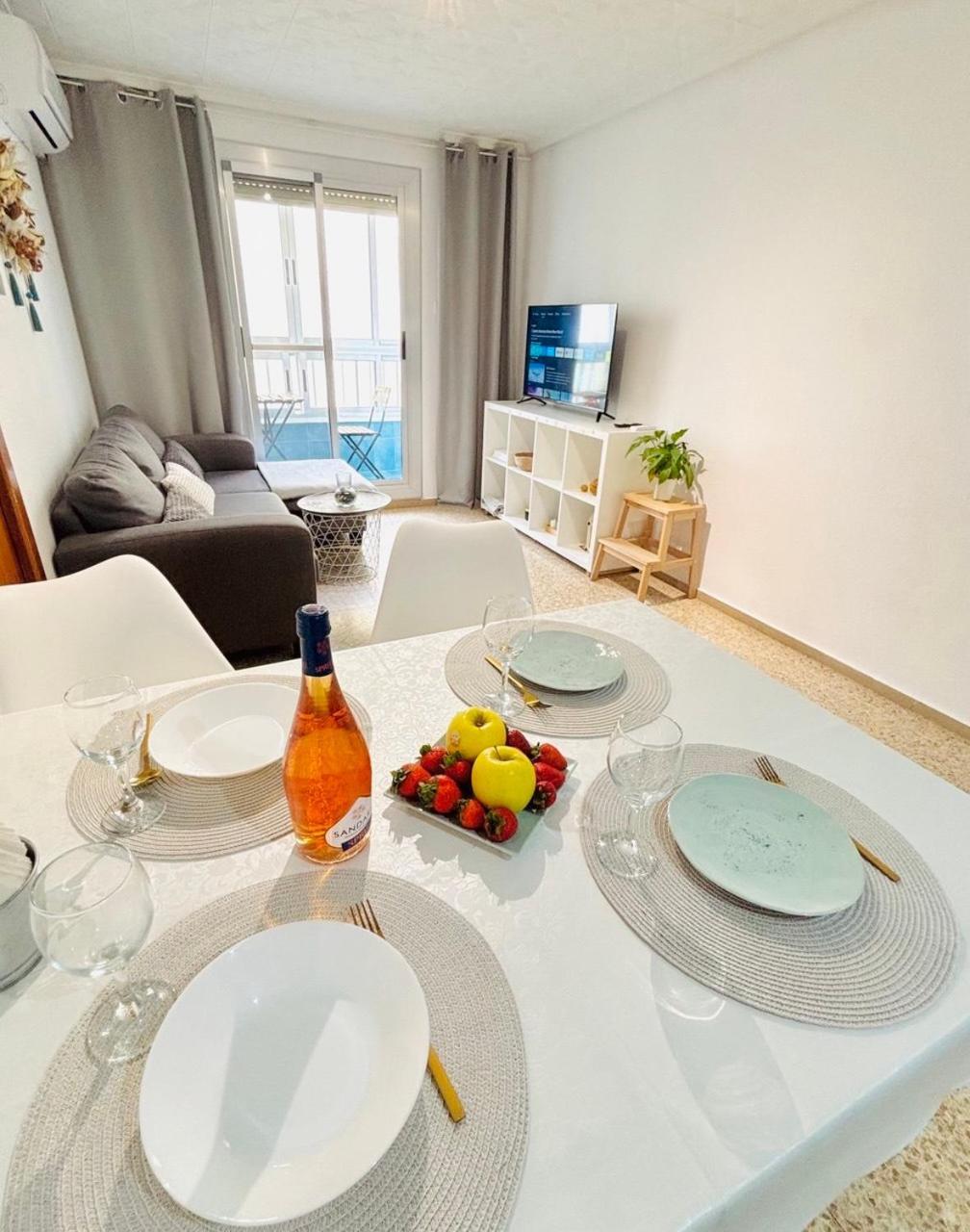Precioso Playa Pinedo Apartment *