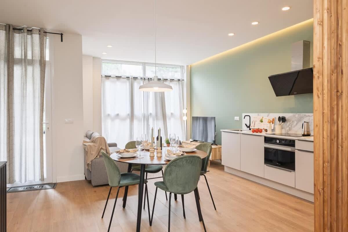 Apartment Explore Luxury Meets Comfort