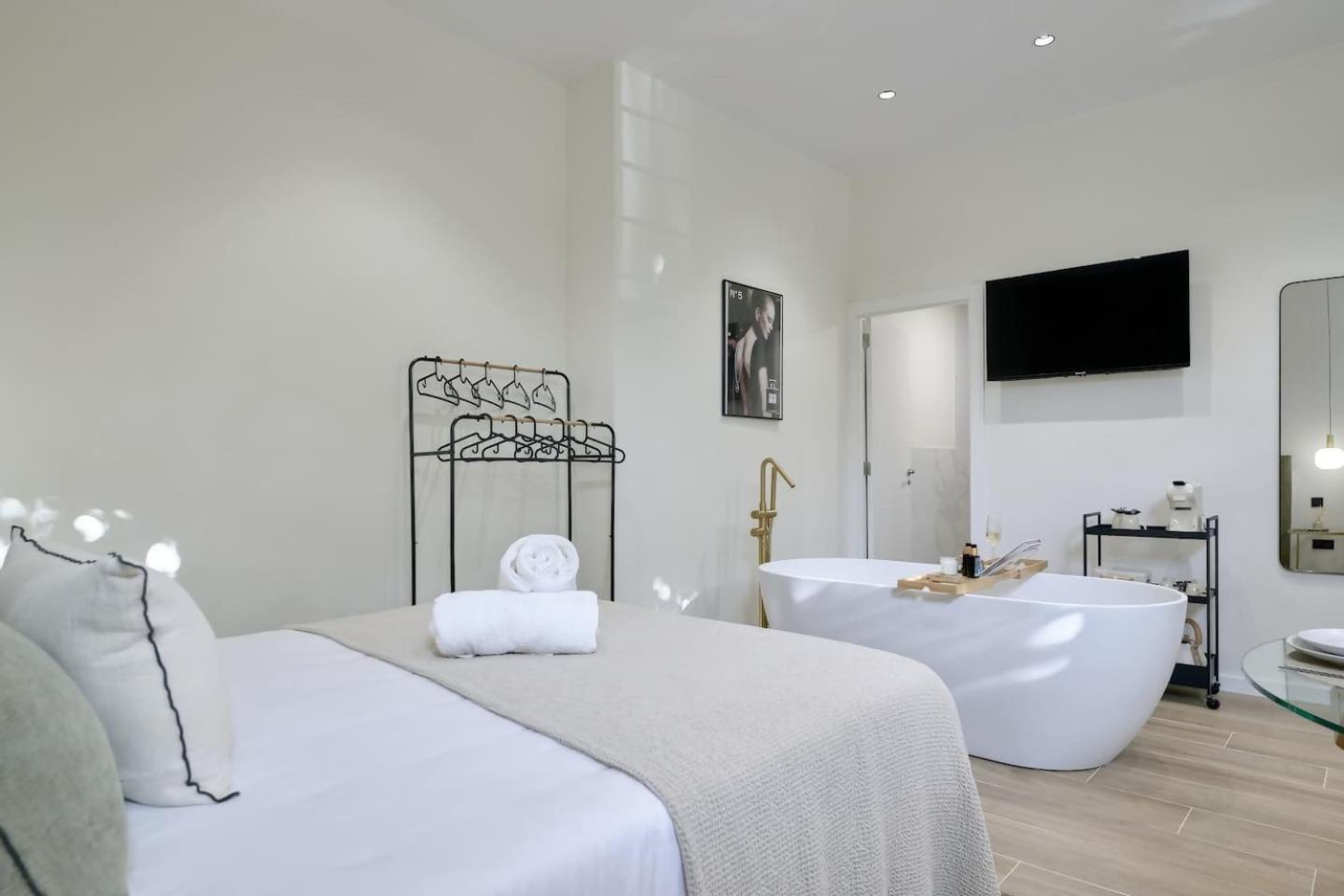 Apartment Romantic N1 Oceanografico Virkin