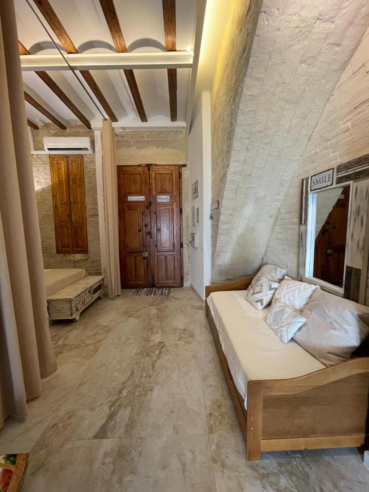 Apartment Dream Big With Jacuzzi And Terrace In Ruzafa Valencia
