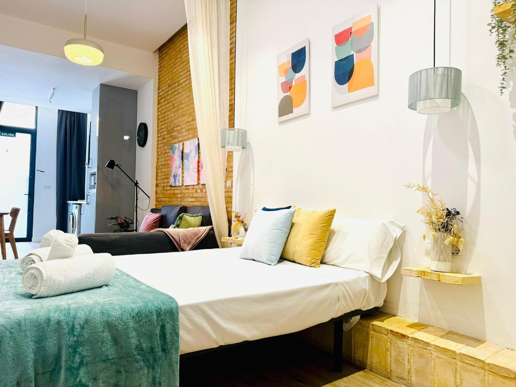 Relaxing Beachside Cabanyal Loft