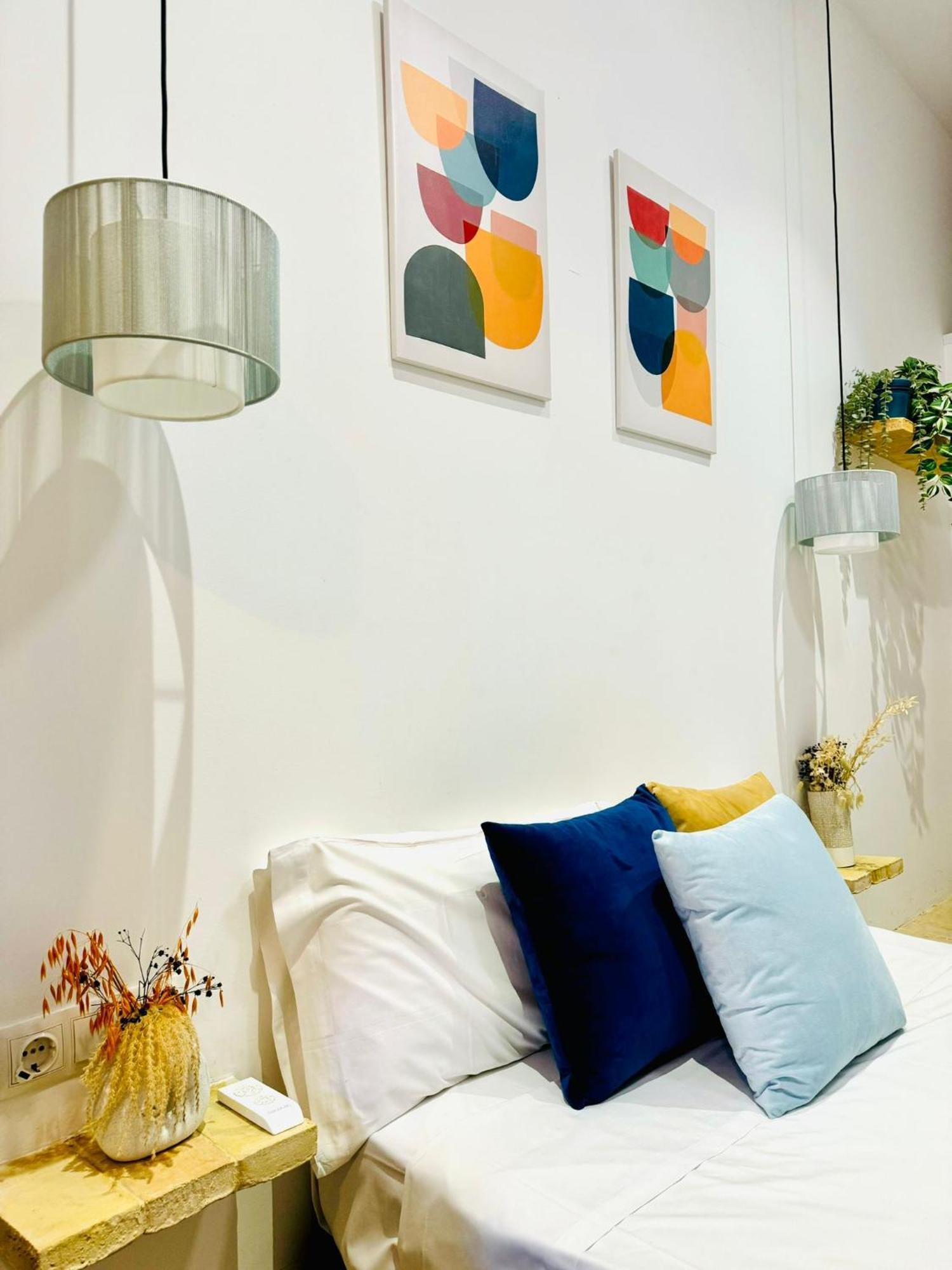 Relaxing Beachside Cabanyal Loft Apartment