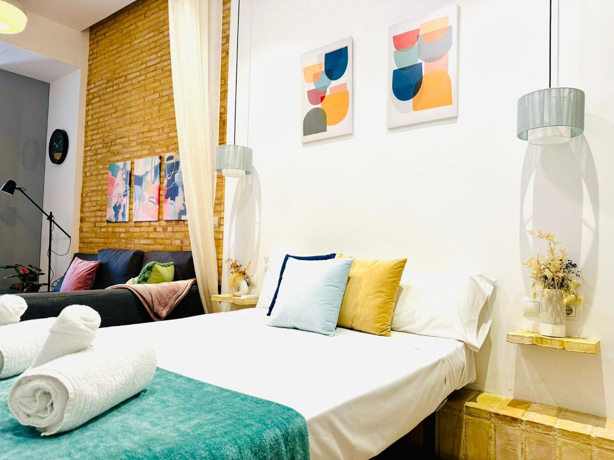 Relaxing Beachside Cabanyal Loft