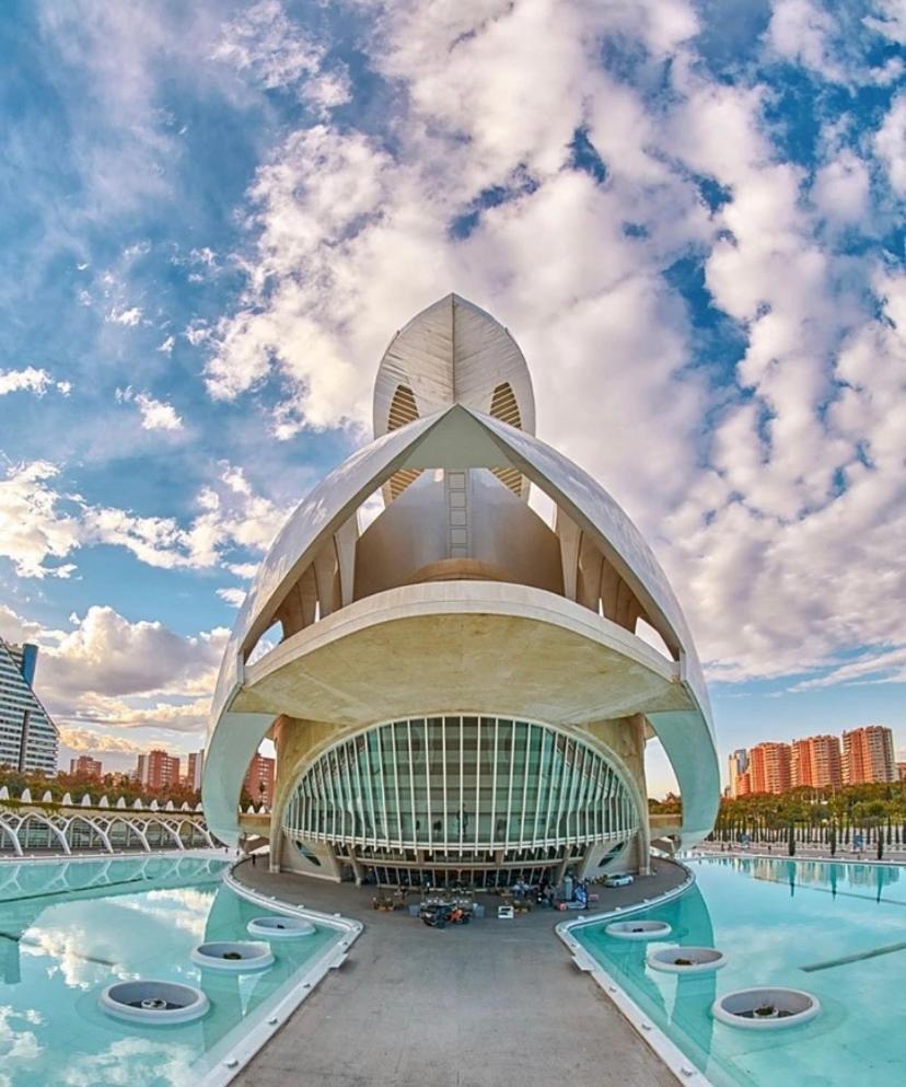 Ciudad De Artes Y Ciencias Valencia