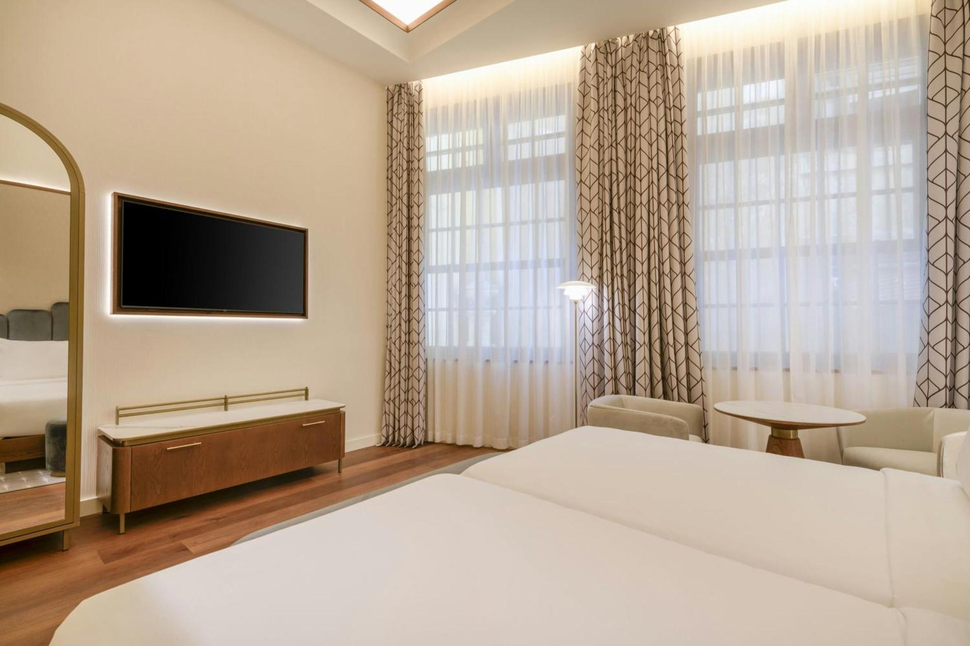 Grand Centenari, Valencia, Autograph Collection Hotel