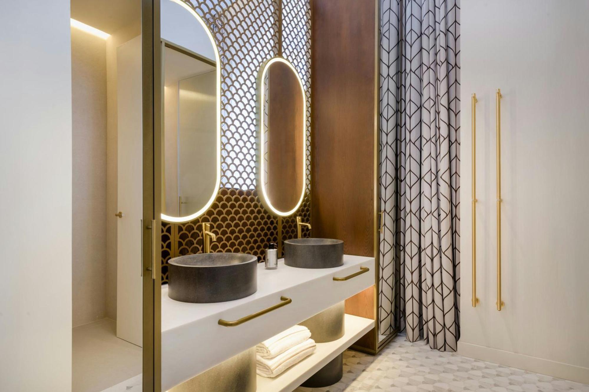 Hotel Grand Centenari, Valencia, Autograph Collection 5*