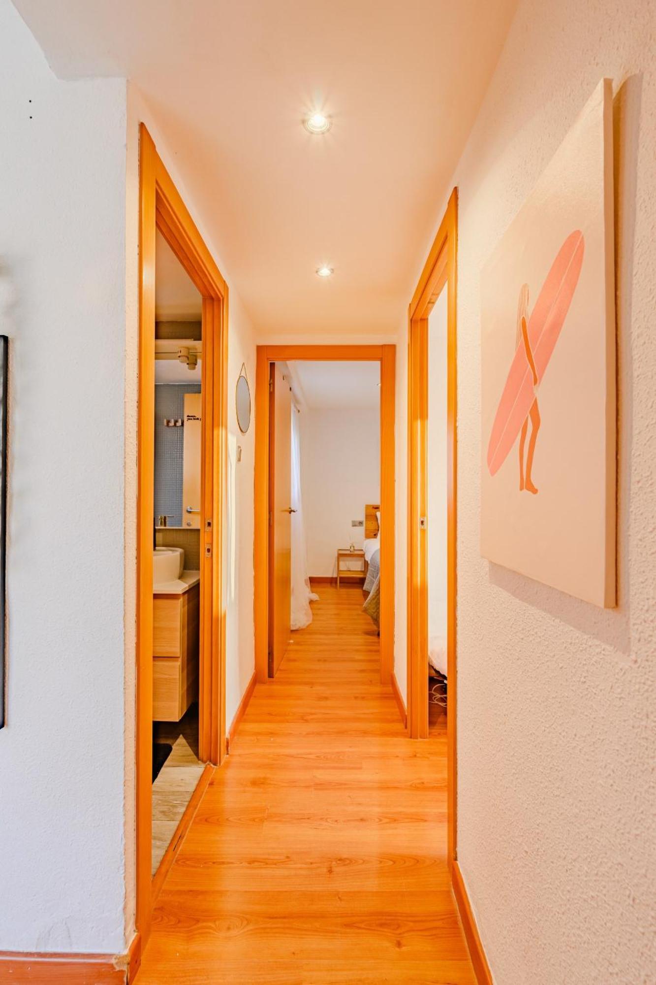 Ayora Penthouse - Jacuzzi, Huge Private Rooftop, Bbq, Sunset Views, Fastwifi, Ac Apartment *