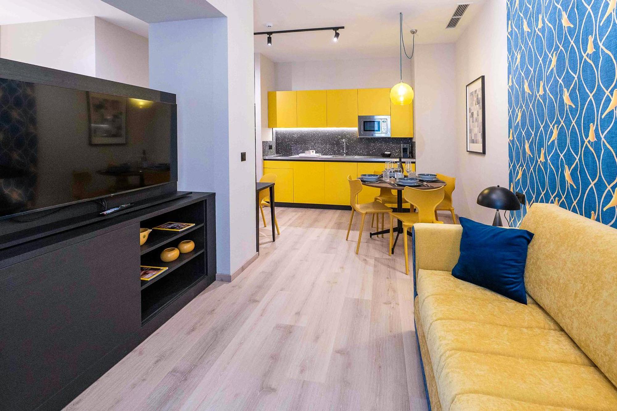 Aparthotel Pathos By Mimood 4*