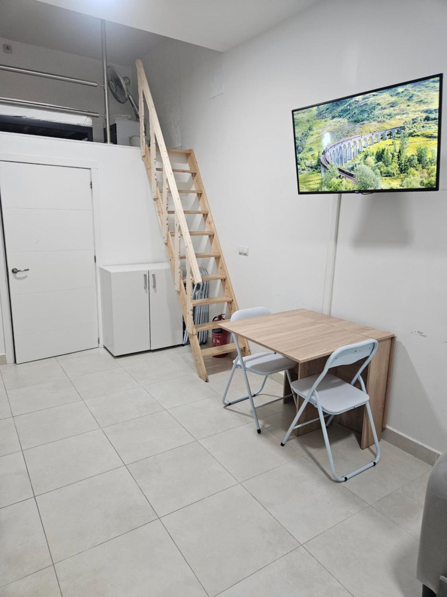 Alojame Apartment