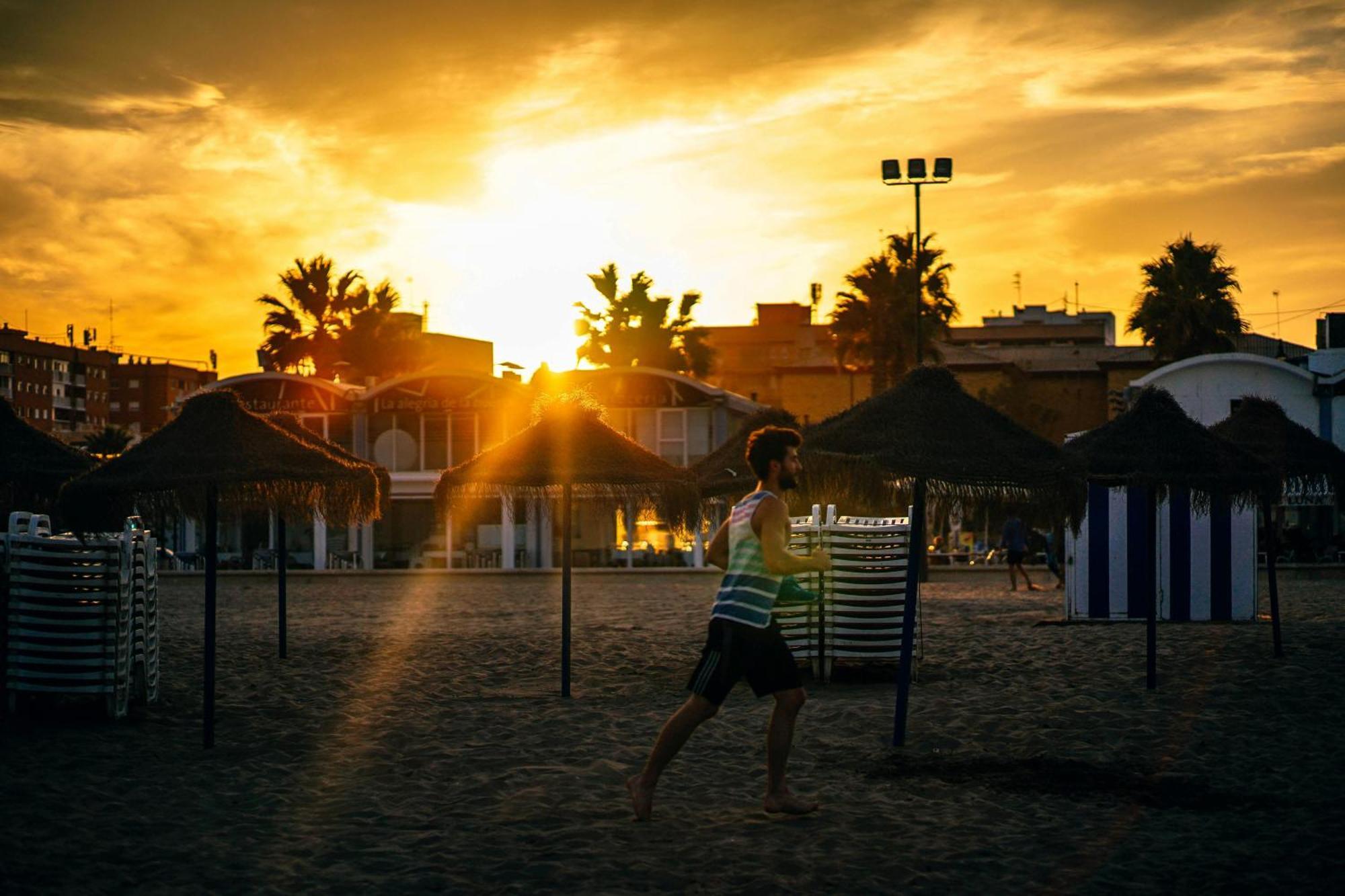 Playa Aparthotel *