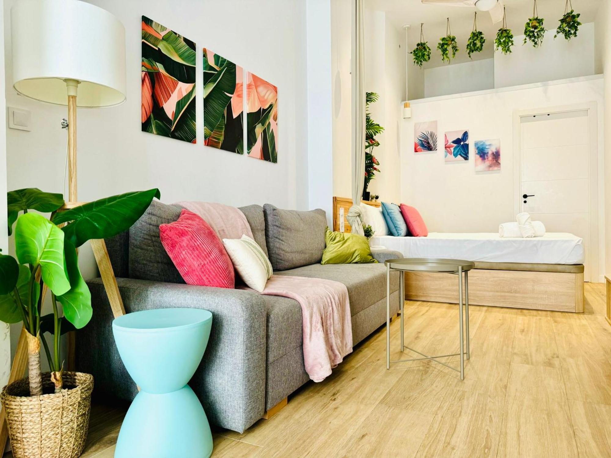Apartment & Cozy Flat Close The *