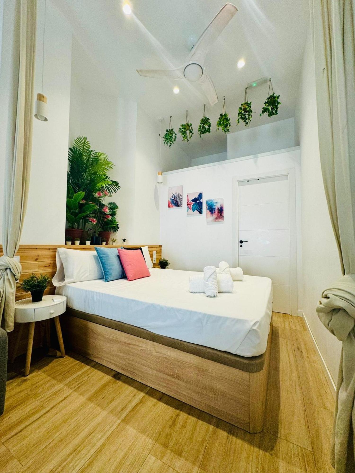 Apartment & Cozy Flat Close The *