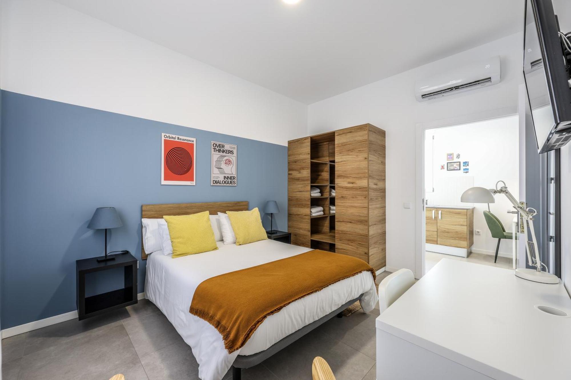Apartamento 2 Hab En Malvarrosa A Metros De La Playa, Con Terraza Y Zonas Comun 3d *