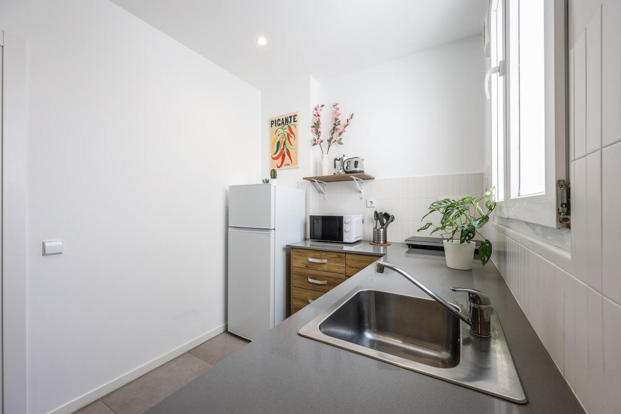 Apartamento 2 Hab En Malvarrosa A Metros De La Playa, Con Terraza Y Zonas Comun 3d
