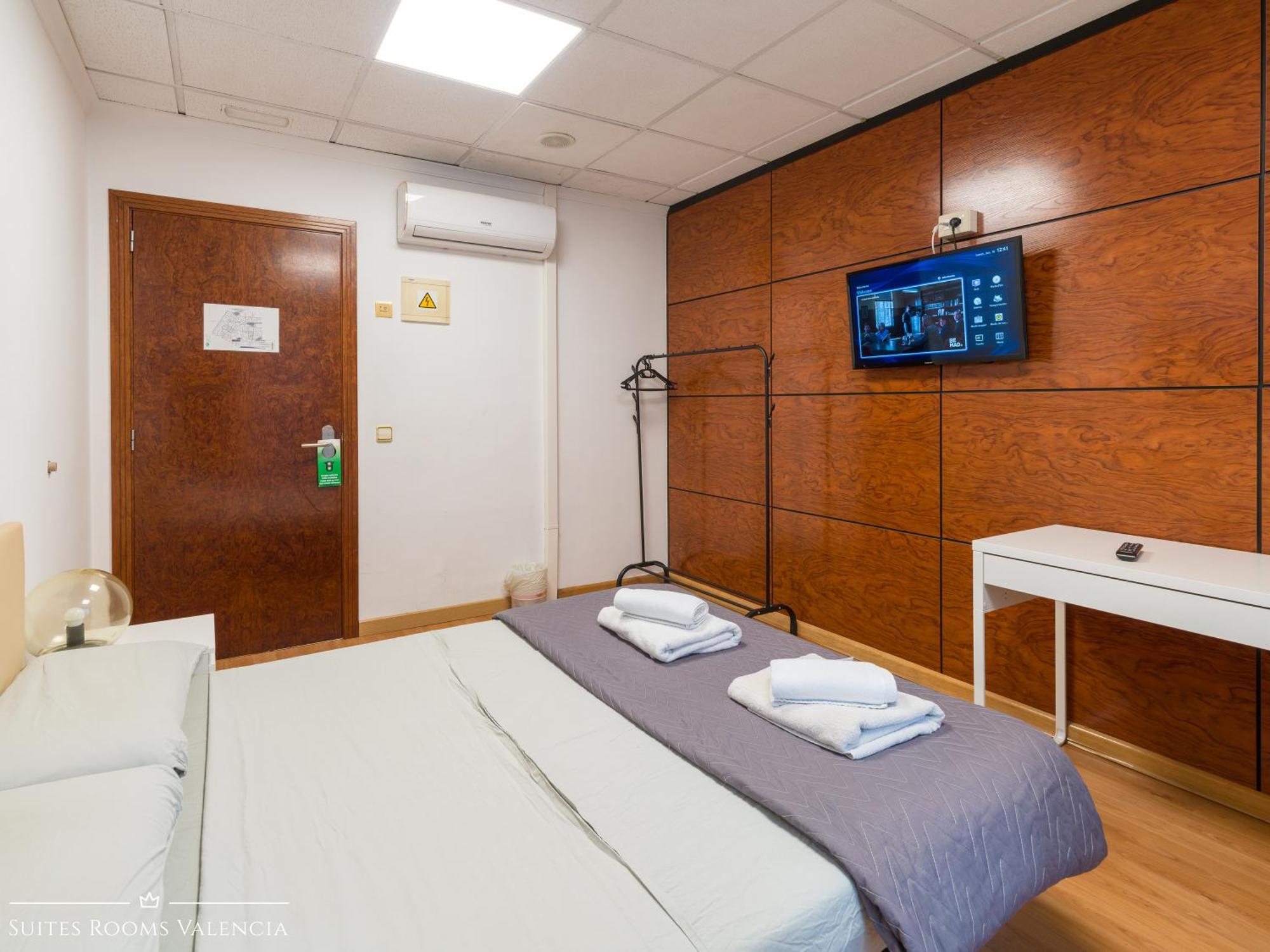Gasthof Suites Rooms Valencia 2*