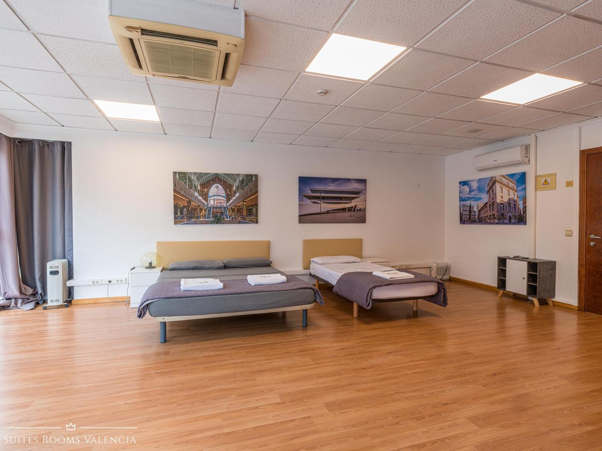 Gasthof Suites Rooms Valencia 2*