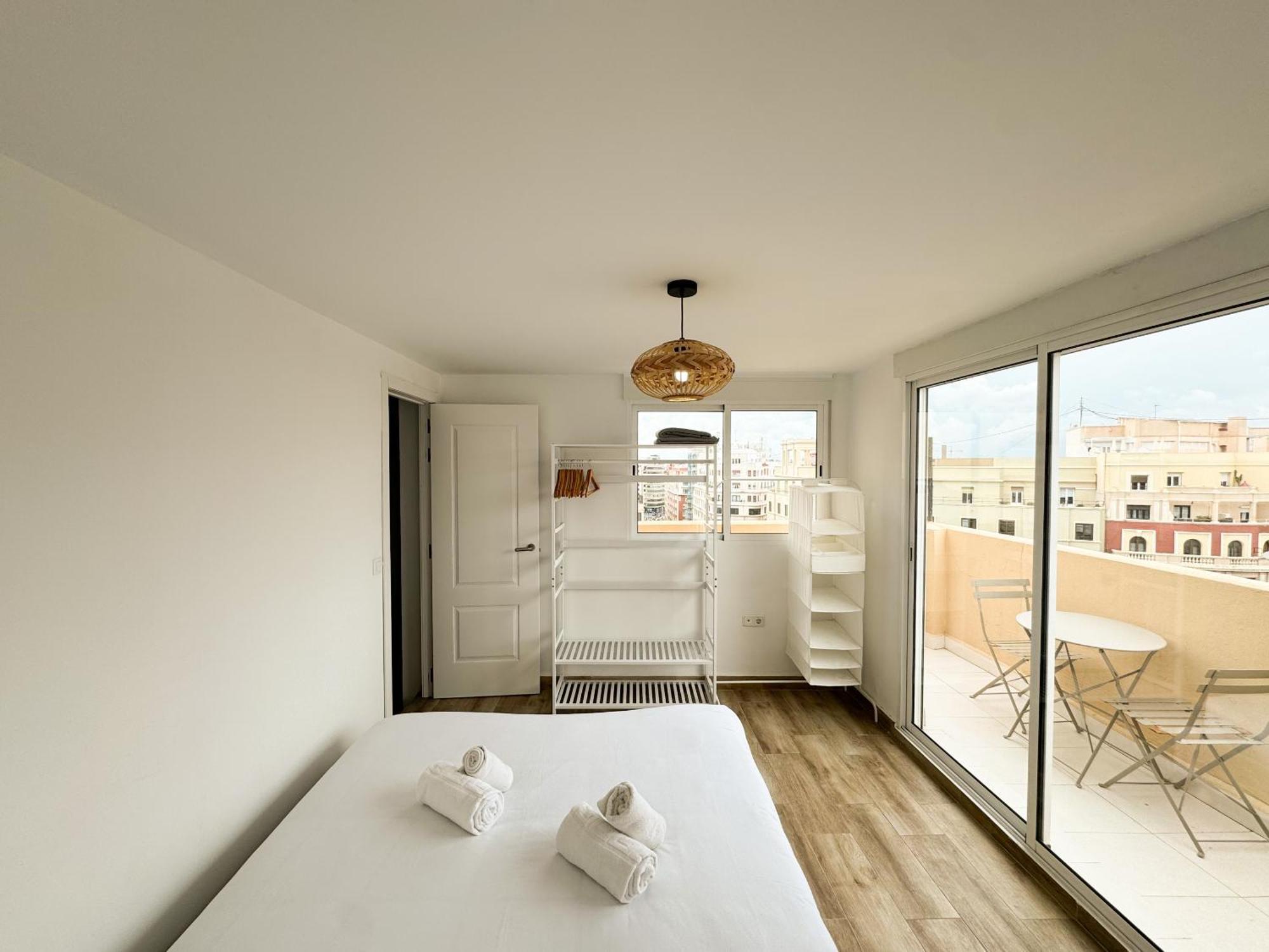 Apartamento Increible Atico Con Terraza En El Centro De