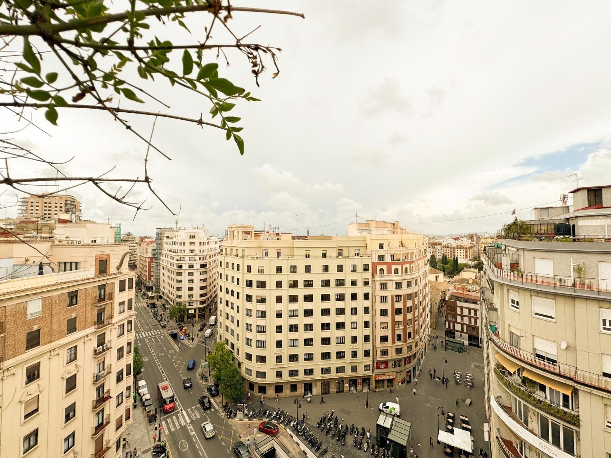 Increible Atico Con Terraza En El Centro De Apartamento Valencia