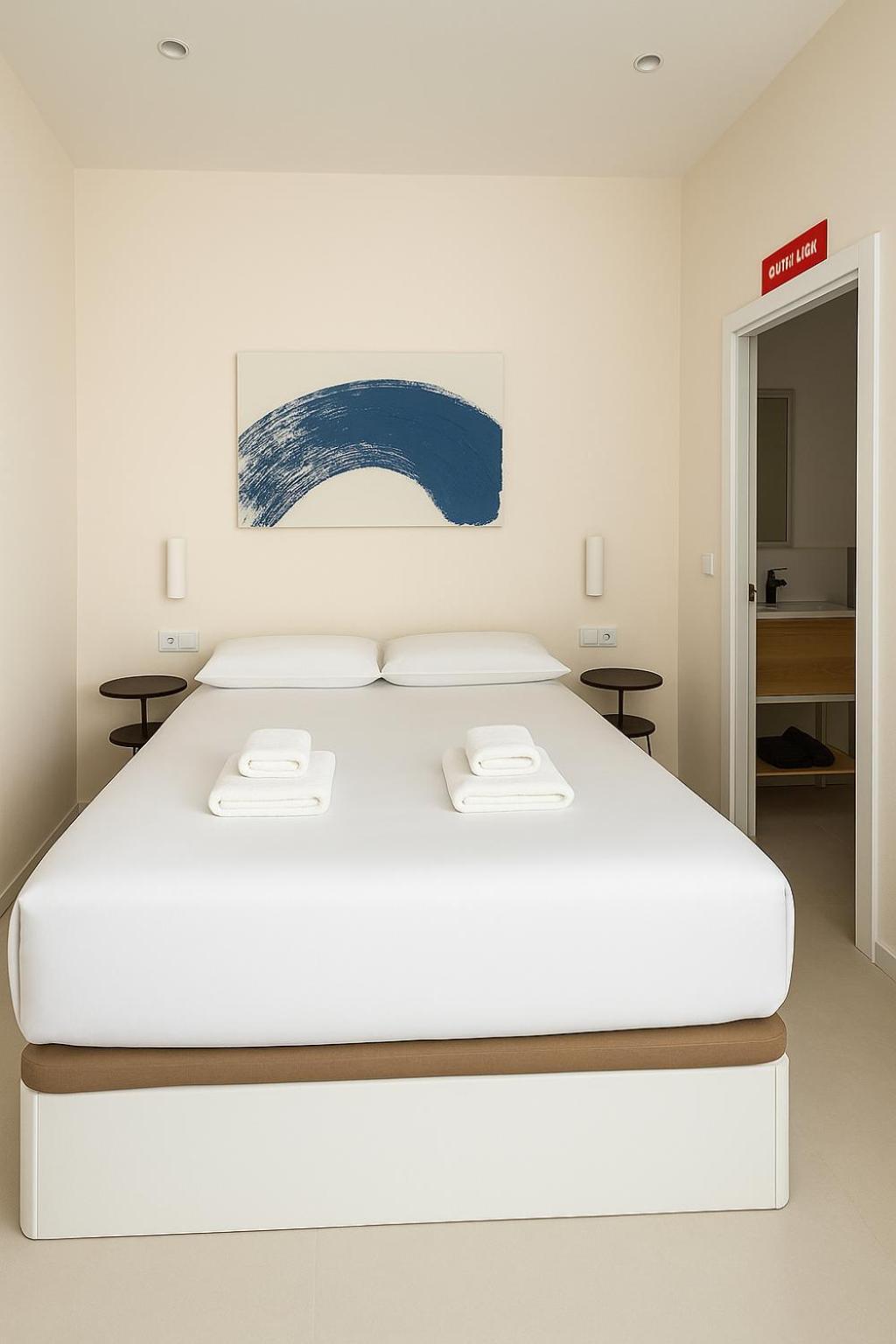 Roca Coll Msuites * Valencia