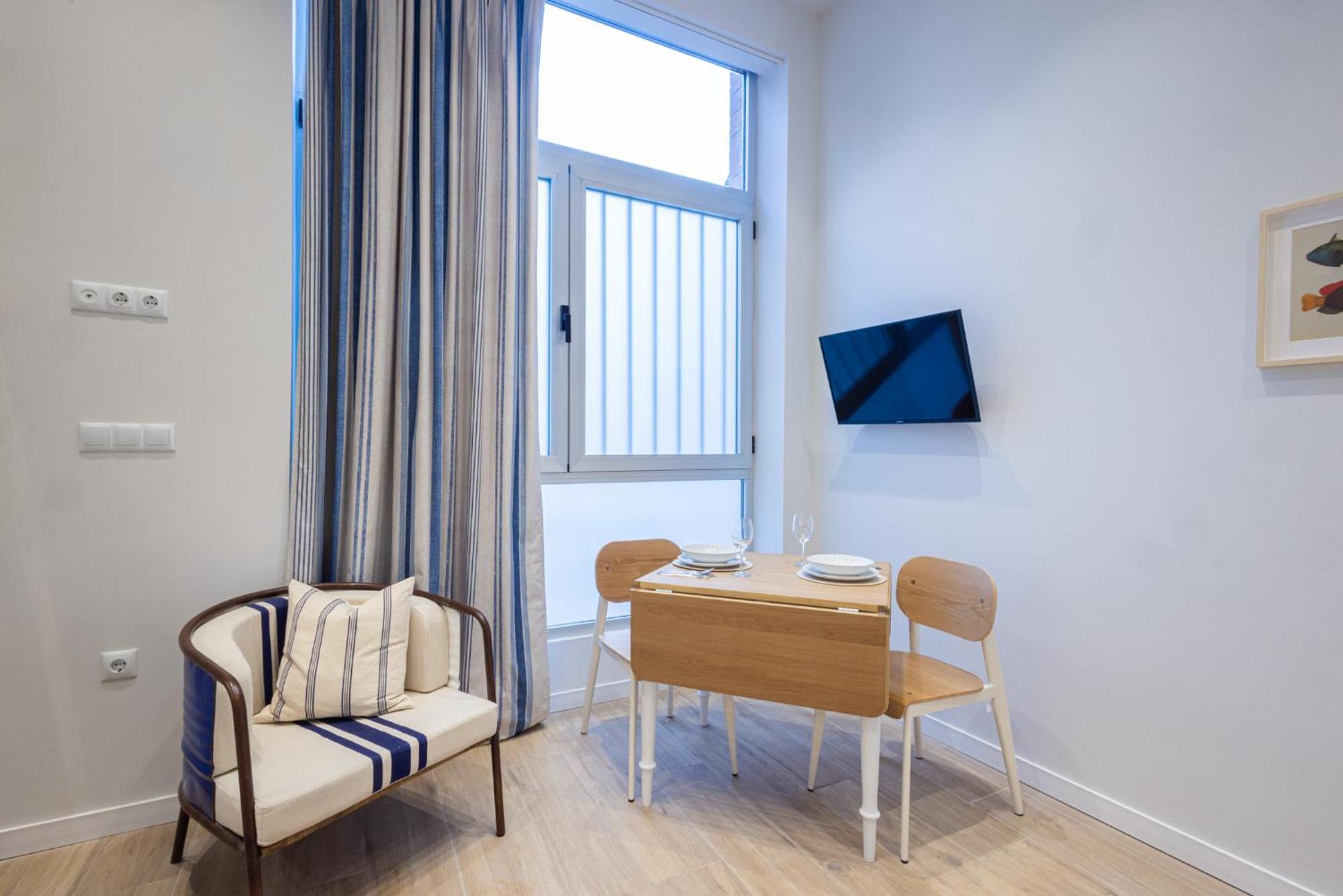 Florit Flats - The Mediterranean Apartment