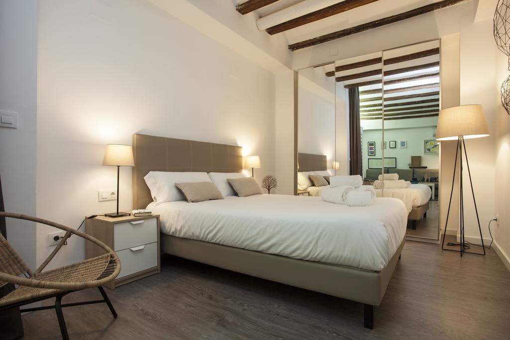 Singularstays Mercado Central *