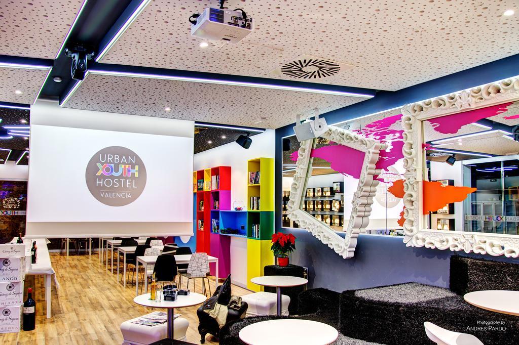 Urban Youth Hostel *