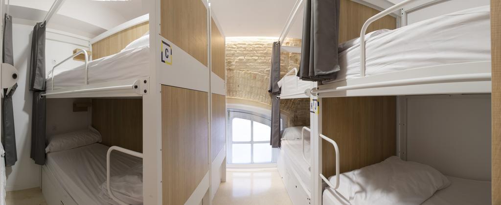 Up Hostal Valencia