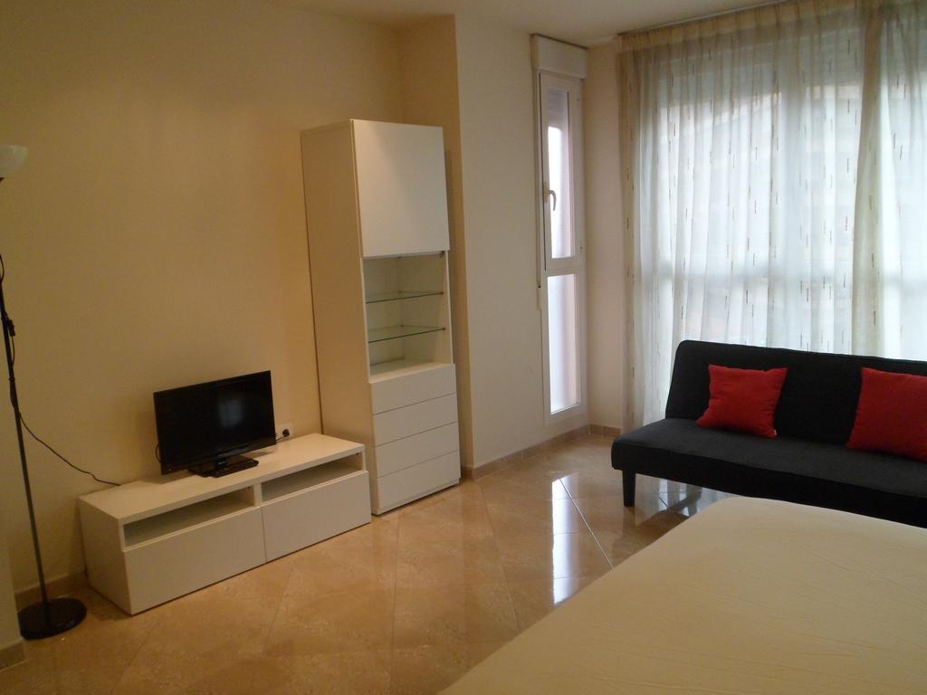 Realrent Jardines De Viveros *