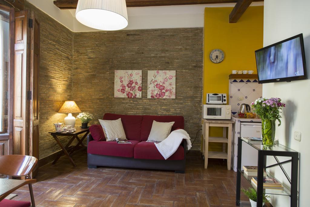 Singularstays Lope De Vega Apartment