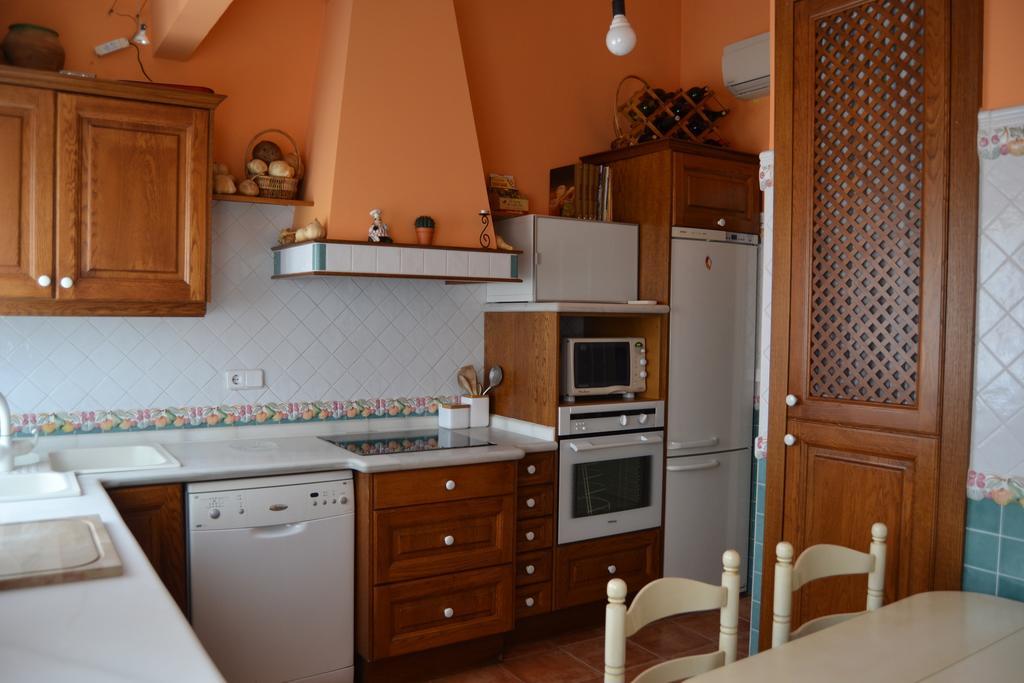 Apartment Living Aluders Attic *