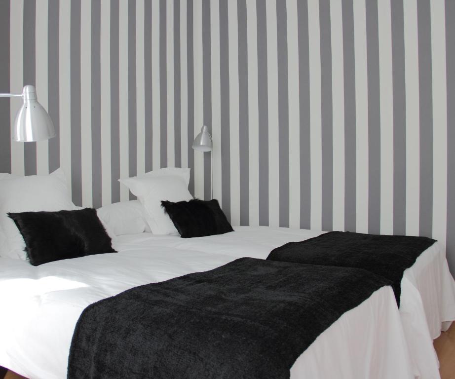 7 Moons B&B