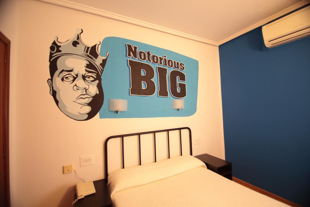 Hotel Casual De La Música 2*