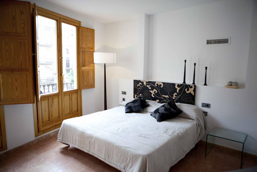 Apartment Happy - Lope De Vega *