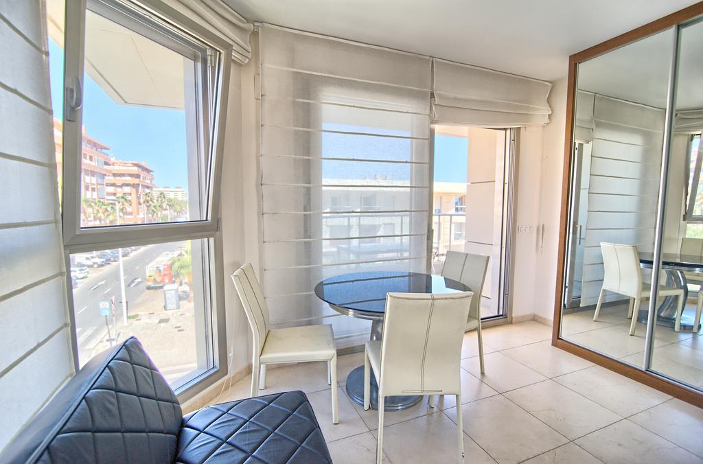 Apartment Valencia Beach Apartments