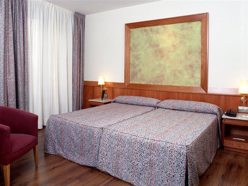 Hotel Catalonia Excelsior 4*