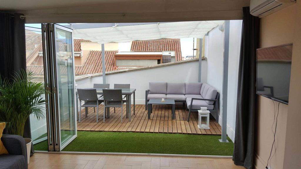 Total Attics I Valencia