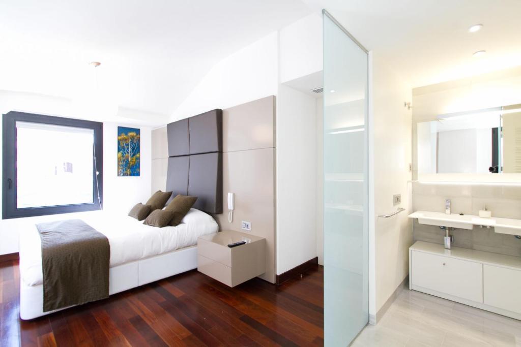 Boutique Ayuntamiento Apartment