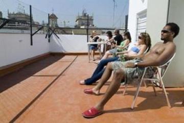 Room00 Hostel *
