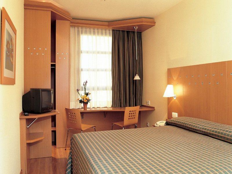 Nh Ciencias Hotel