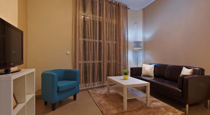 Apartmans Serranos Apartment *