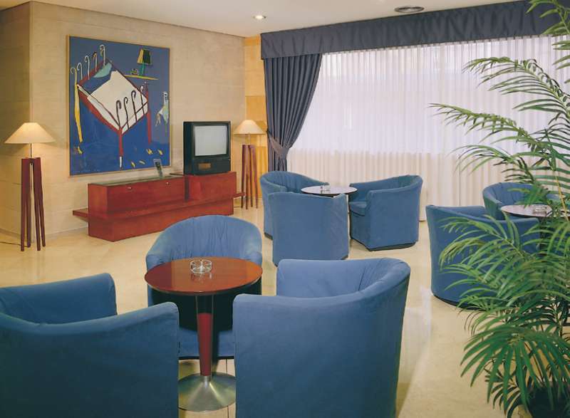 Nh Ciudad De Hotel